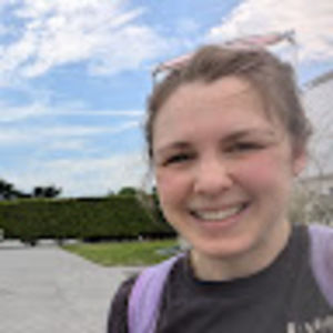 Meet your Posher, Kelly